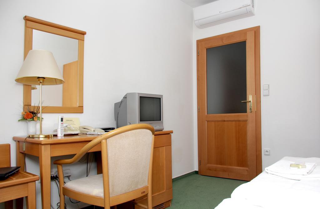 Penzion Budvarka Hodonin Luaran gambar